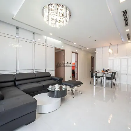 The Vinhomes Central Park Apartments - The Buildings Surrounding Landmark 81 Ho Chi Minh City Exterior photo