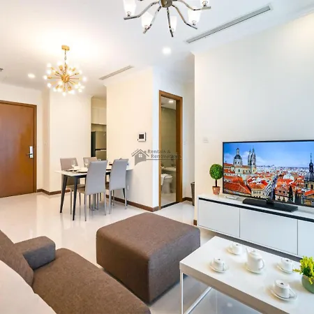 The Vinhomes Central Park Apartments - The Buildings Surrounding Landmark 81 Ho Chi Minh City Exterior photo