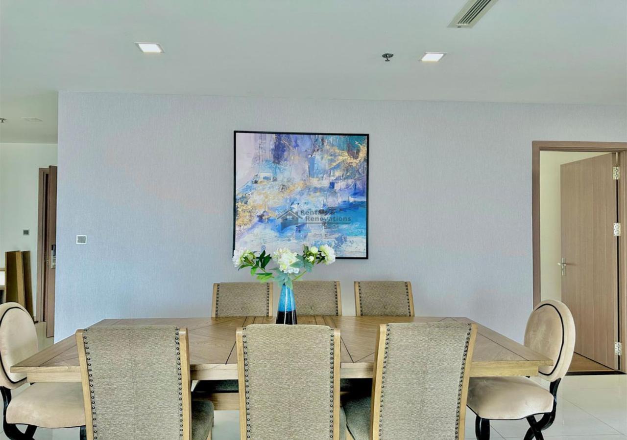 Apartment The Vinhomes Park - The Buildings Surrounding Landmark 81 *