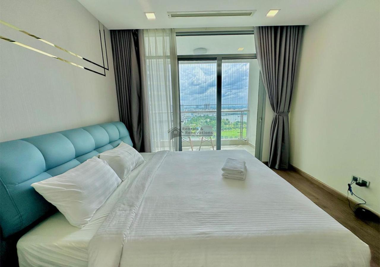 The Vinhomes Park - The Buildings Surrounding Landmark 81 Ho Chi Minh City
